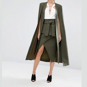 Nasty Gal Lavish Alice On the Fly Cape